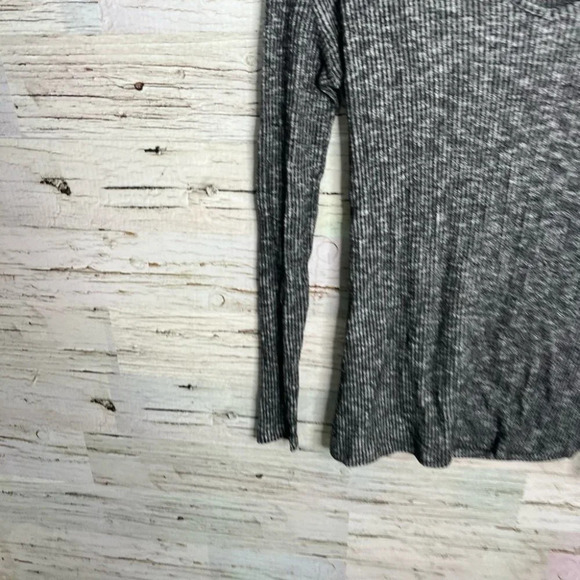 Rag  & bone gray long sleeve top open back size xs - Picture 2 of 9